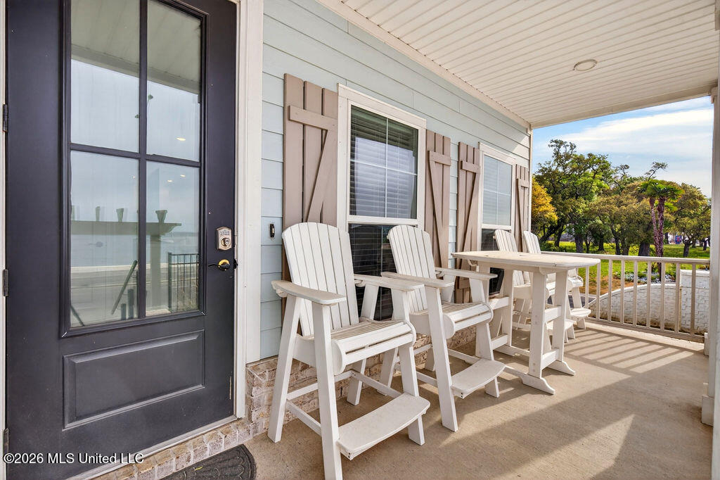 2508 Beach Boulevard Property Photo 7