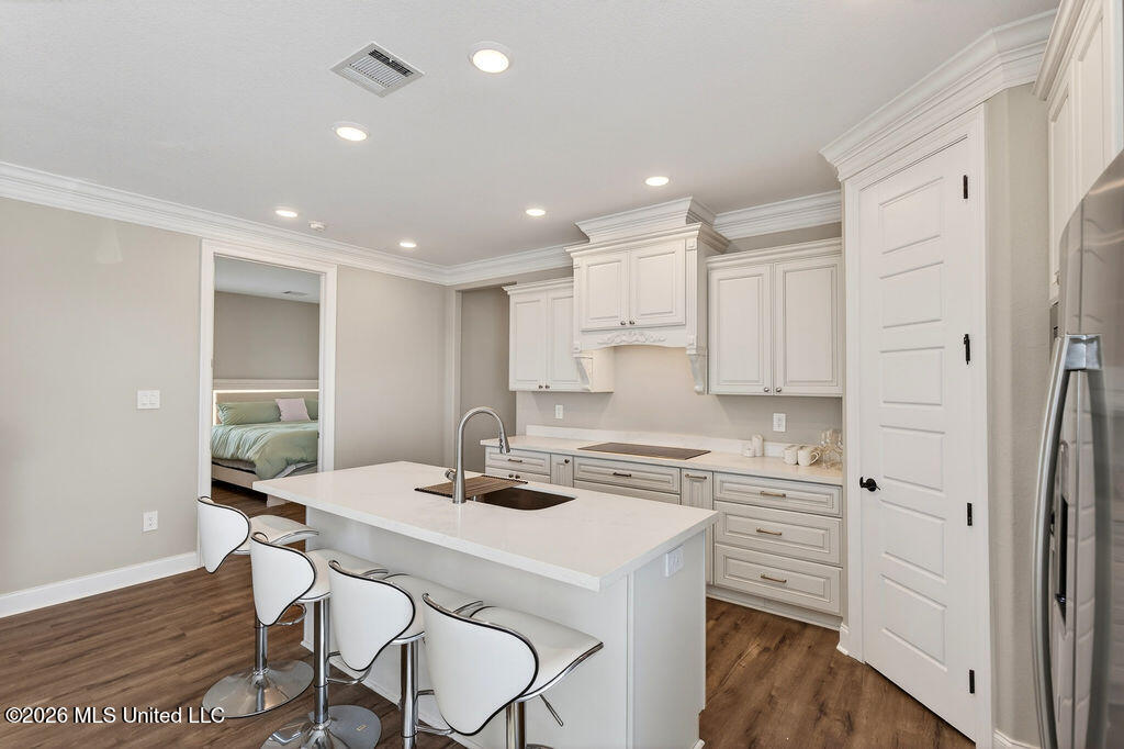 2508 Beach Boulevard Property Photo 14
