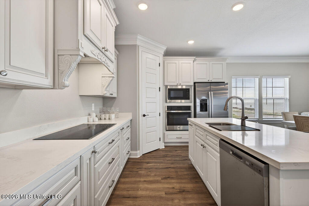 2508 Beach Boulevard Property Photo 17