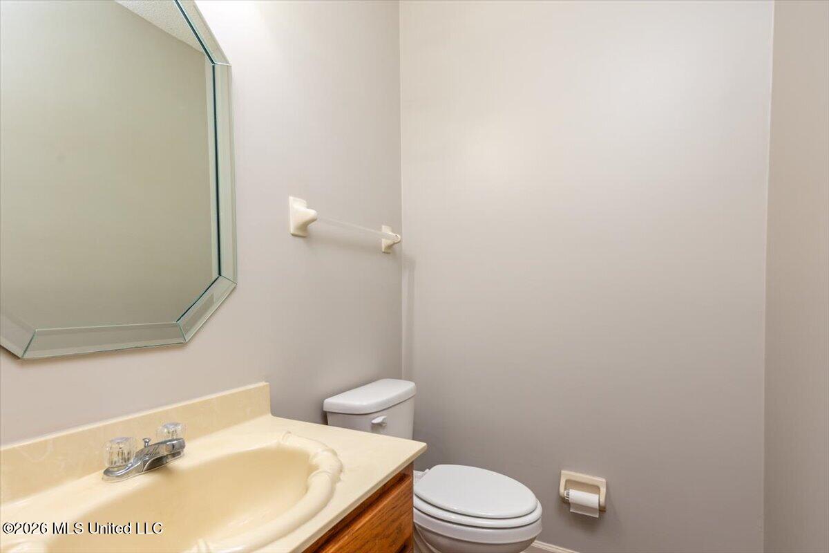 6555 Masters Drive Property Photo 6