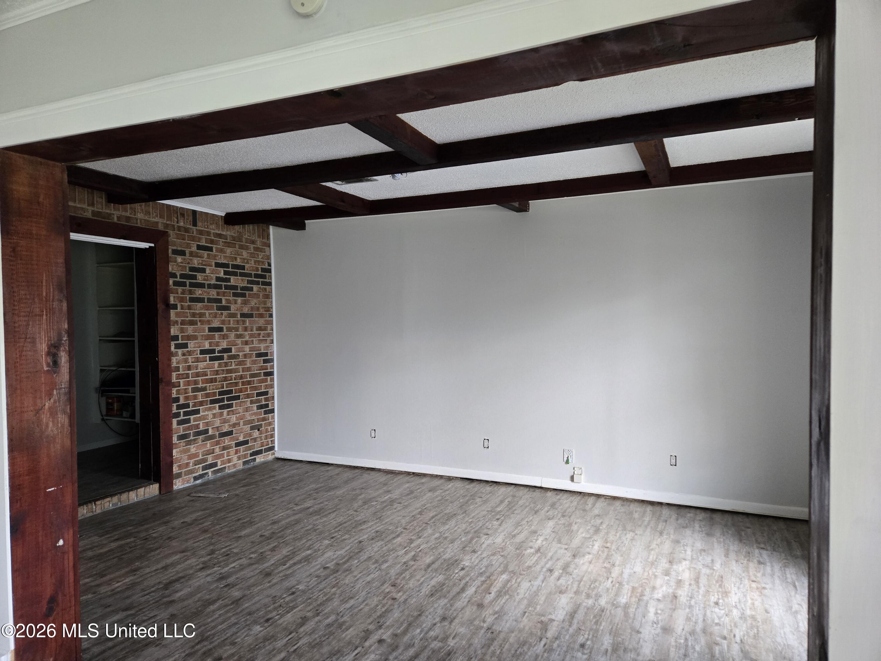 2710 E Angela Circle Property Photo 5