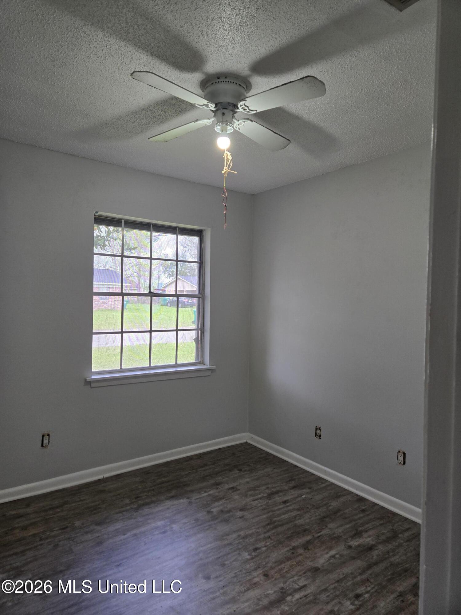 2710 E Angela Circle Property Photo 11