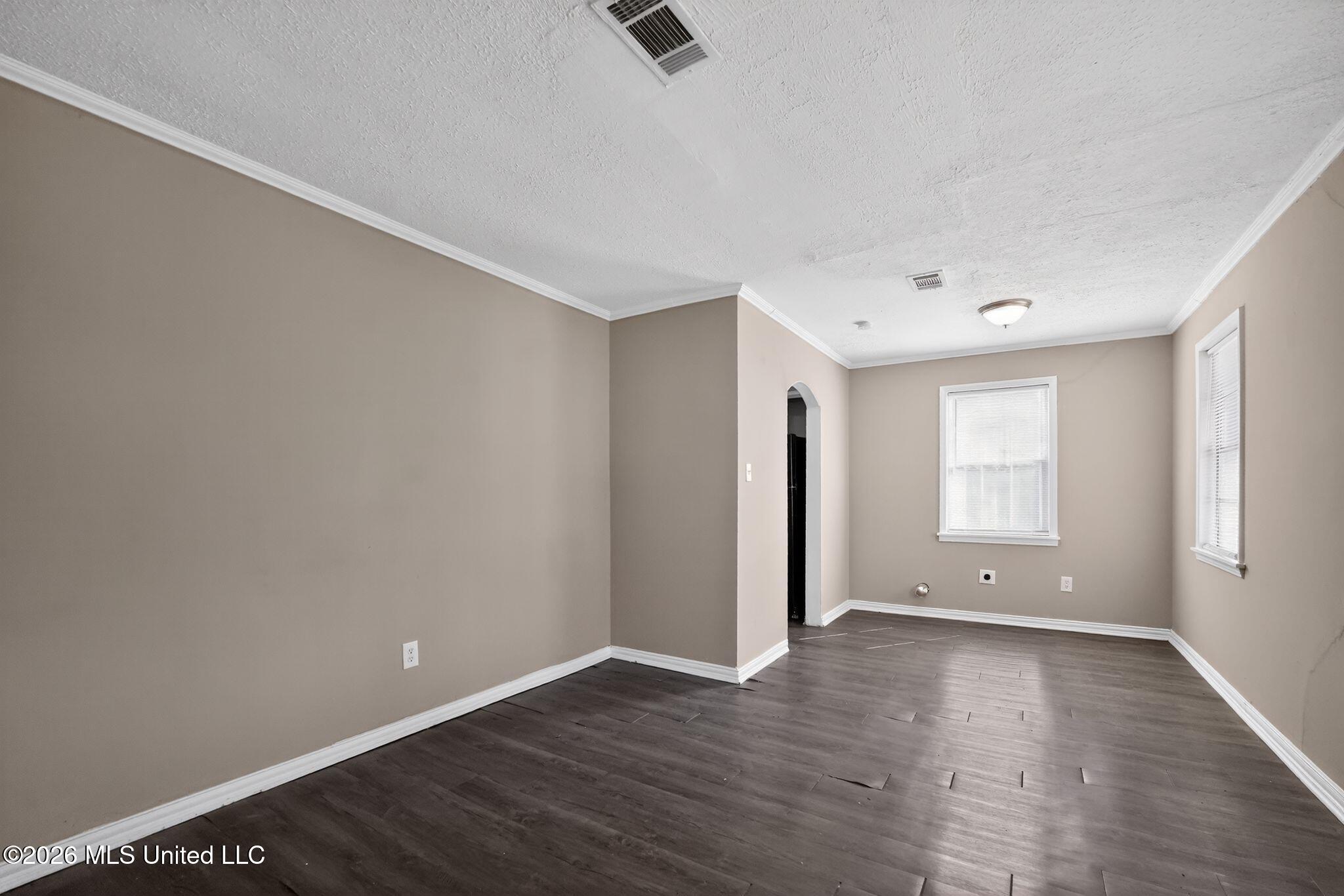 1406 Cadillac Drive Property Photo 9