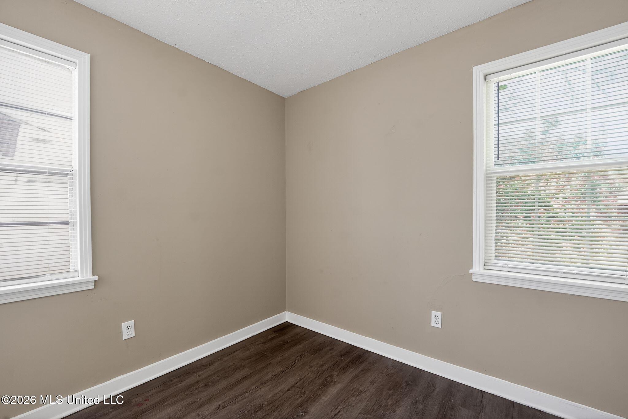 1406 Cadillac Drive Property Photo 12