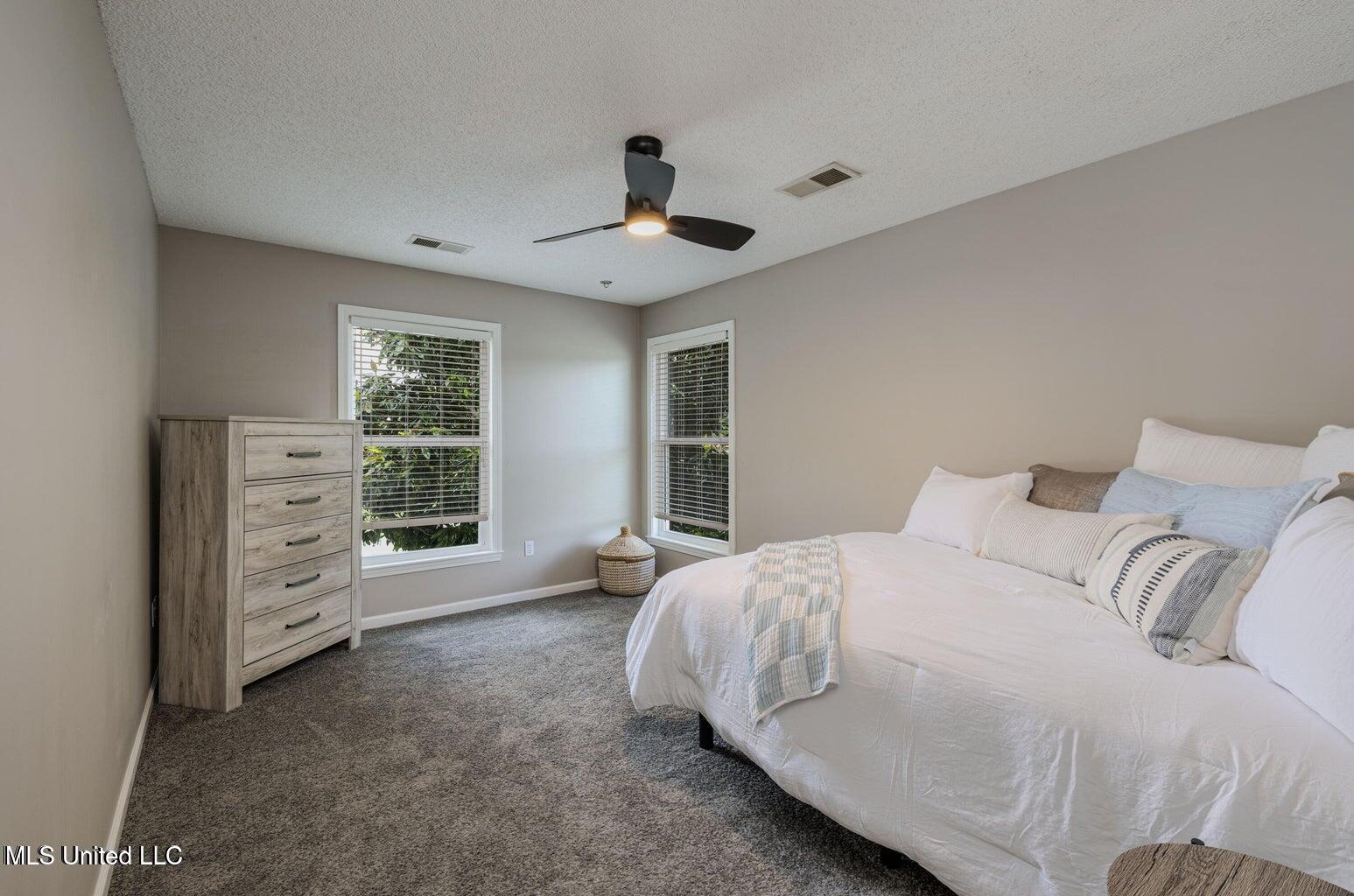 7128 Apache Drive Property Photo 17