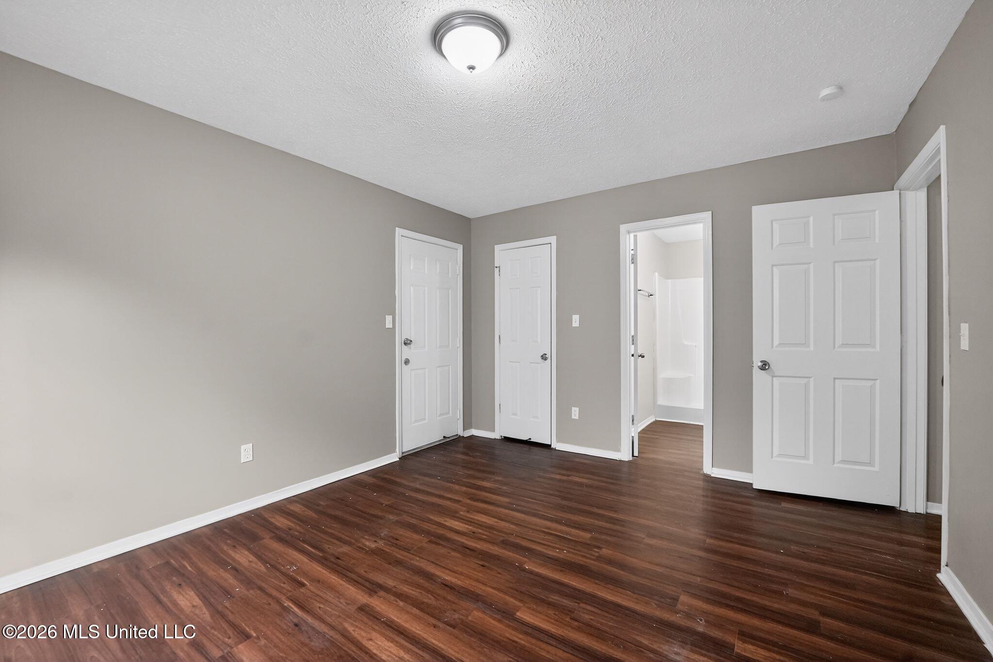 5528 Tiki Lane Property Photo 28