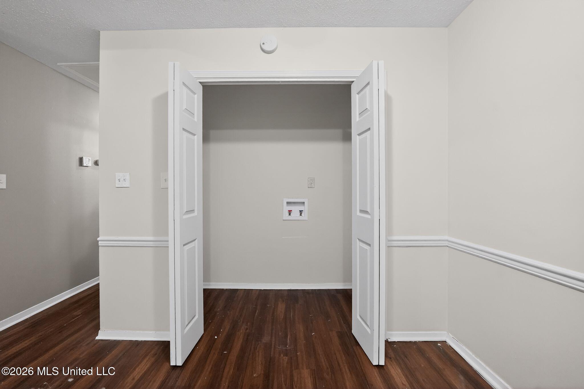 5528 Tiki Lane Property Photo 38