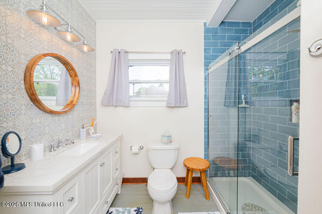 203 Jeff Davis Avenue Property Photo 4