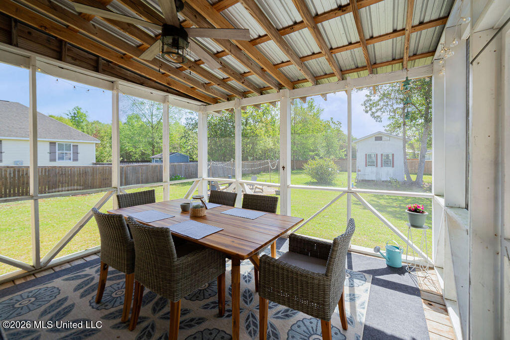 203 Jeff Davis Avenue Property Photo 5