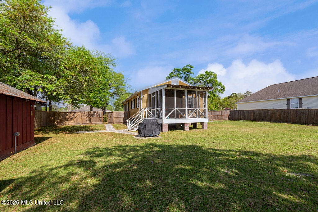 203 Jeff Davis Avenue Property Photo 15