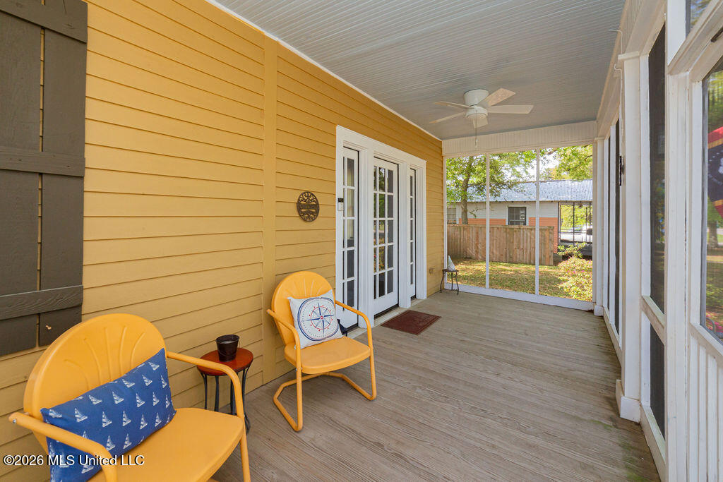 203 Jeff Davis Avenue Property Photo 18
