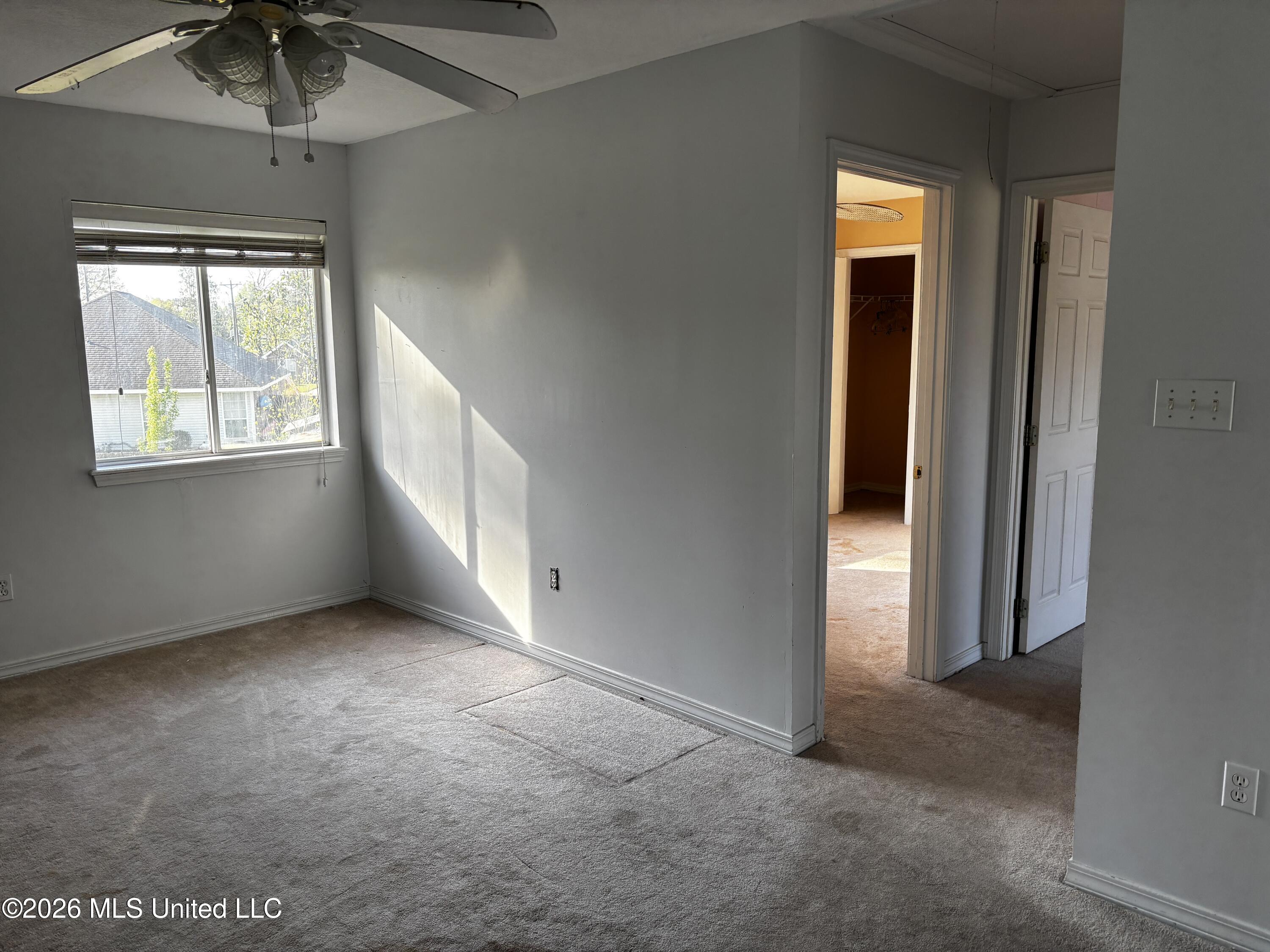 11157 Hidden Creek Drive Property Photo 17