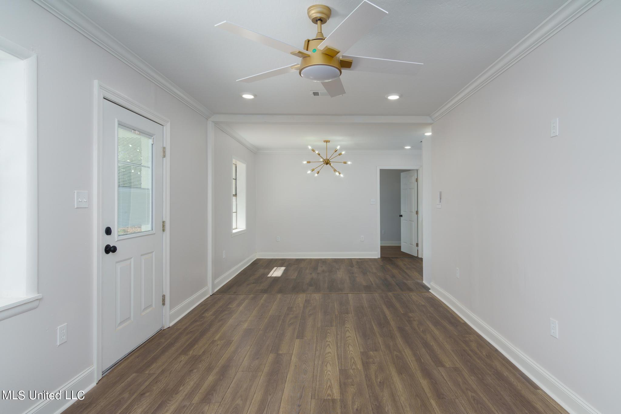 2432 Monroe Road Property Photo 4