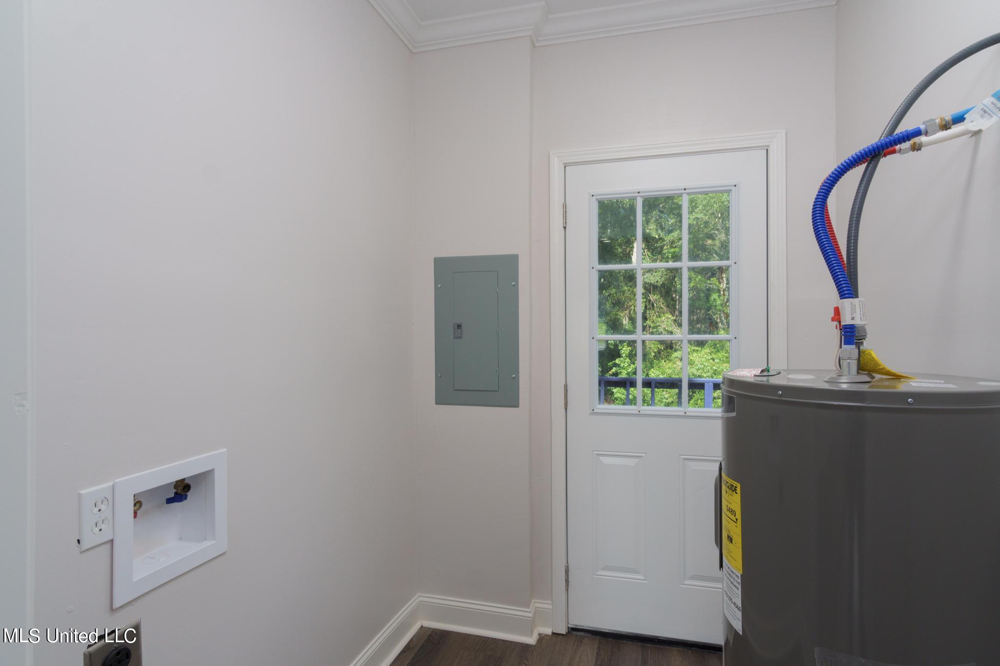 2432 Monroe Road Property Photo 14