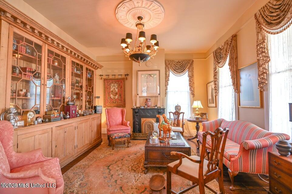 204 Arlington Avenue Property Photo 6