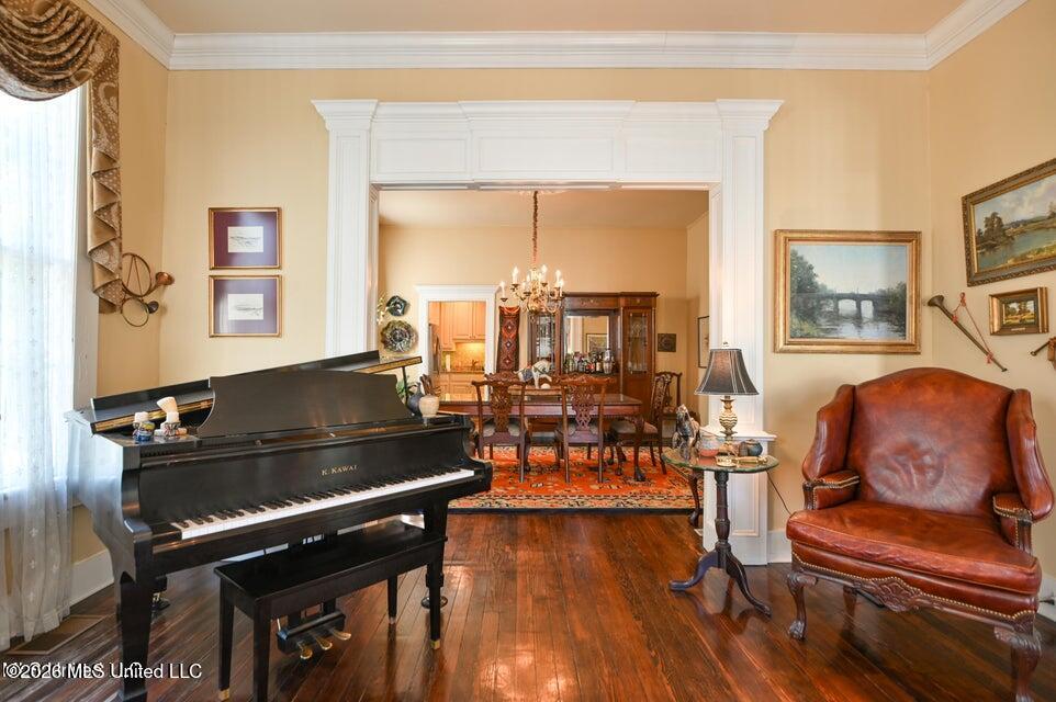 204 Arlington Avenue Property Photo 9