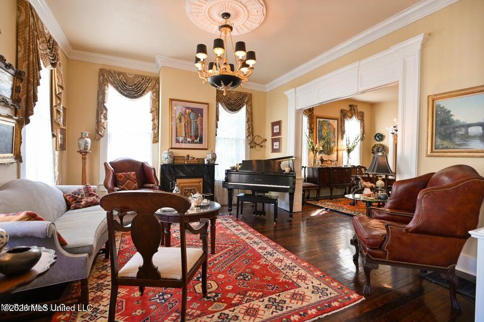 204 Arlington Avenue Property Photo 10