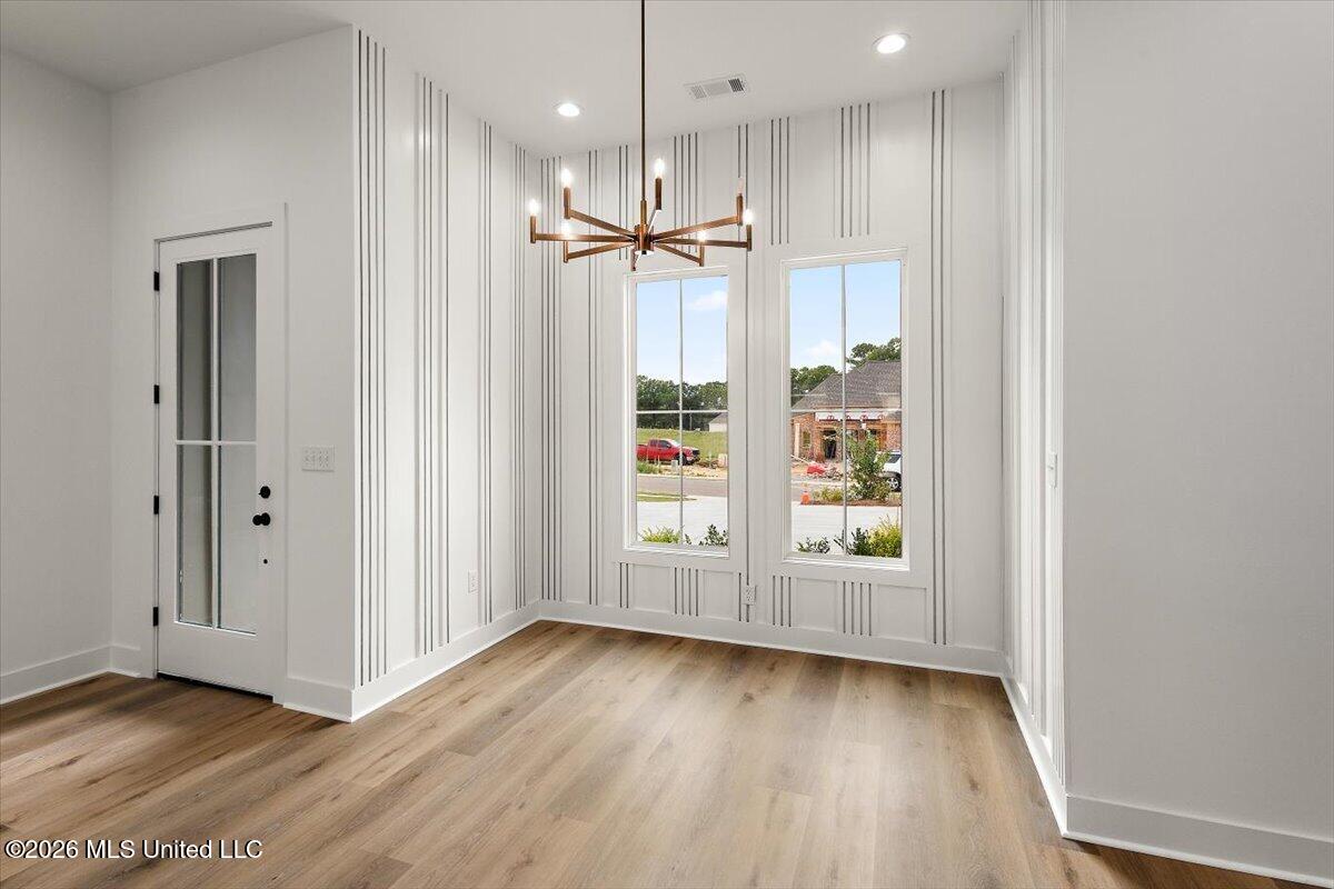 557 Lavender Way Property Photo 7