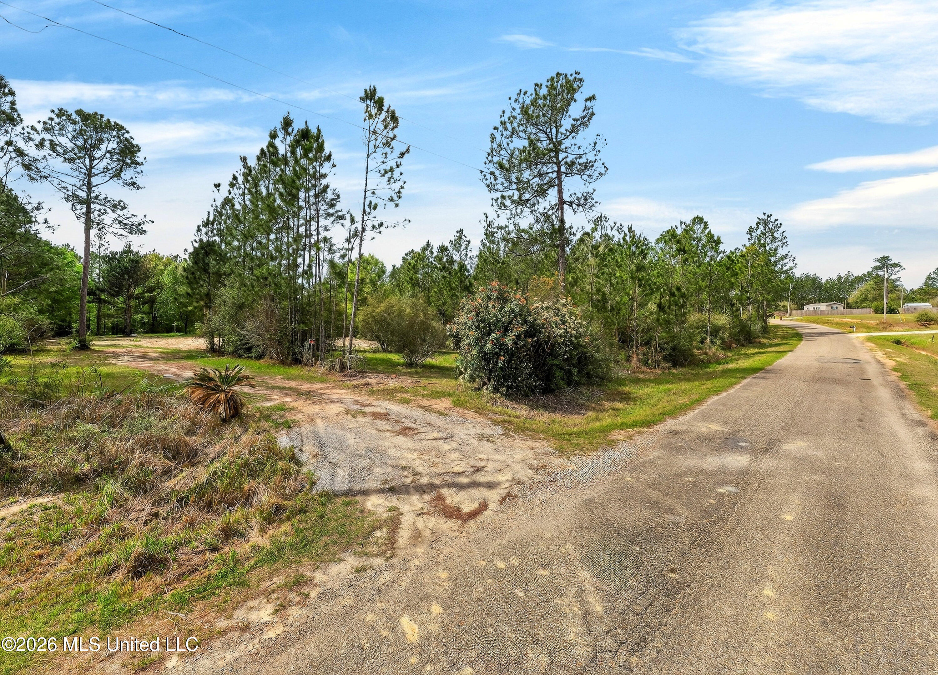 23137 Wright Road Property Photo 2