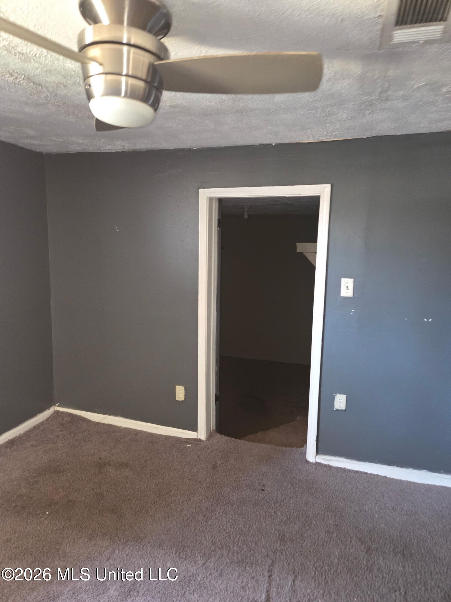 870 Crawford Street Property Photo 8