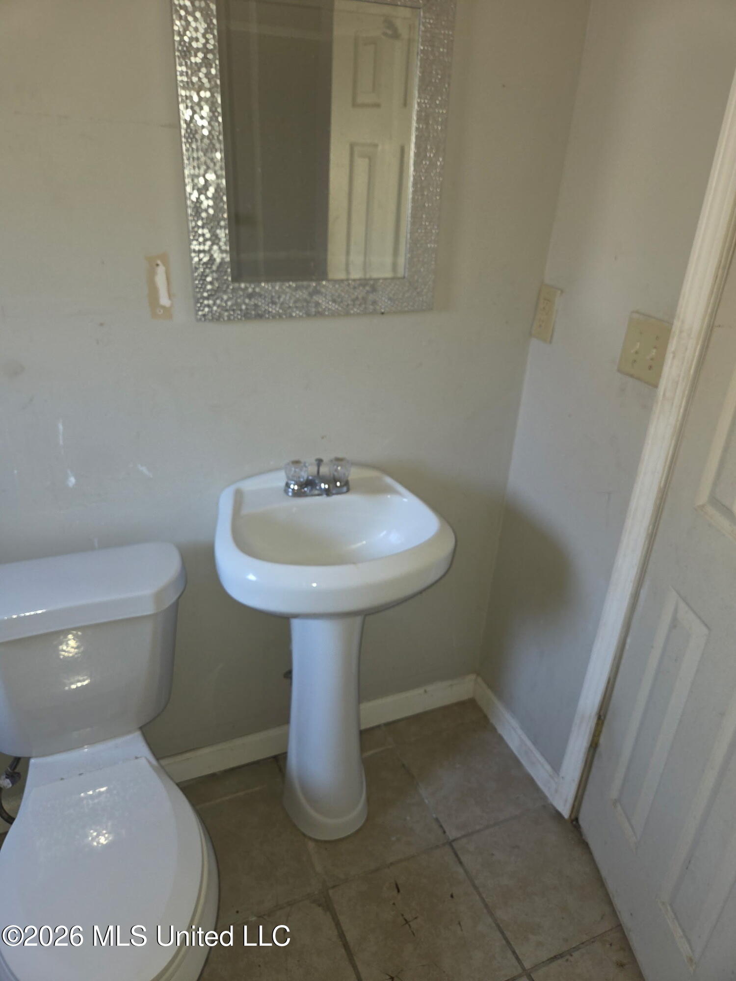 870 Crawford Street Property Photo 11
