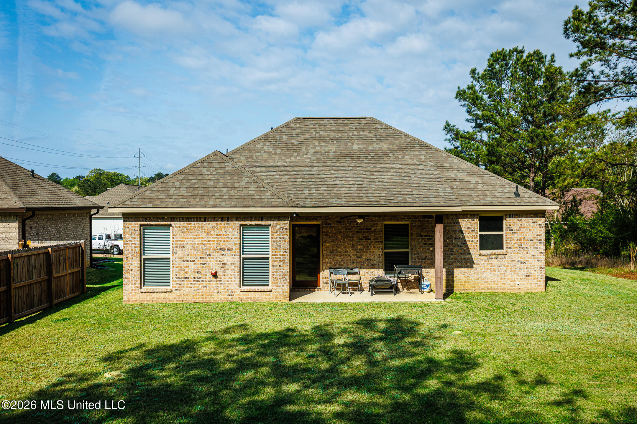 554 Birchwood Boulevard Property Photo 24