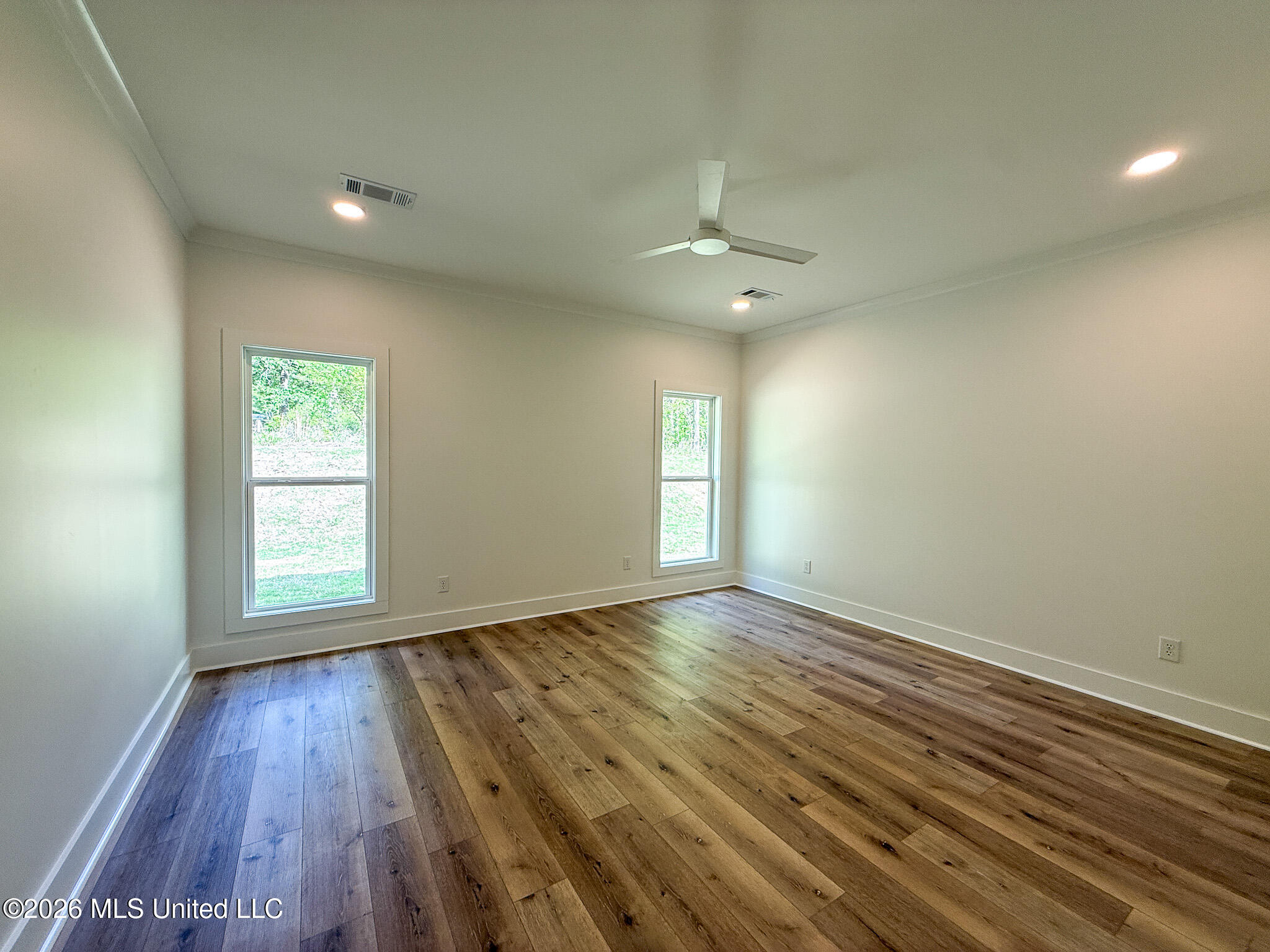 350 Oakville Circle Property Photo 14