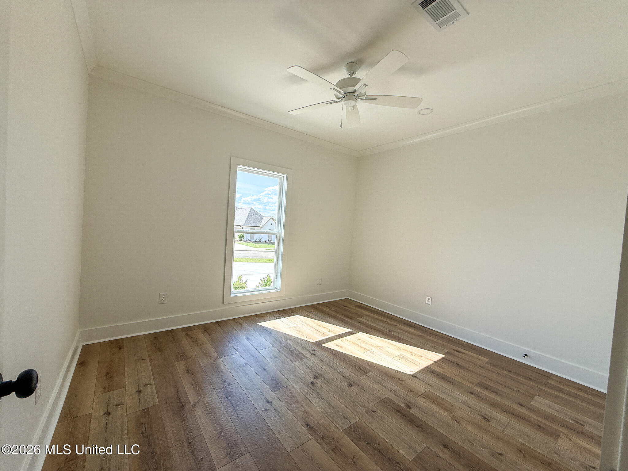 350 Oakville Circle Property Photo 23