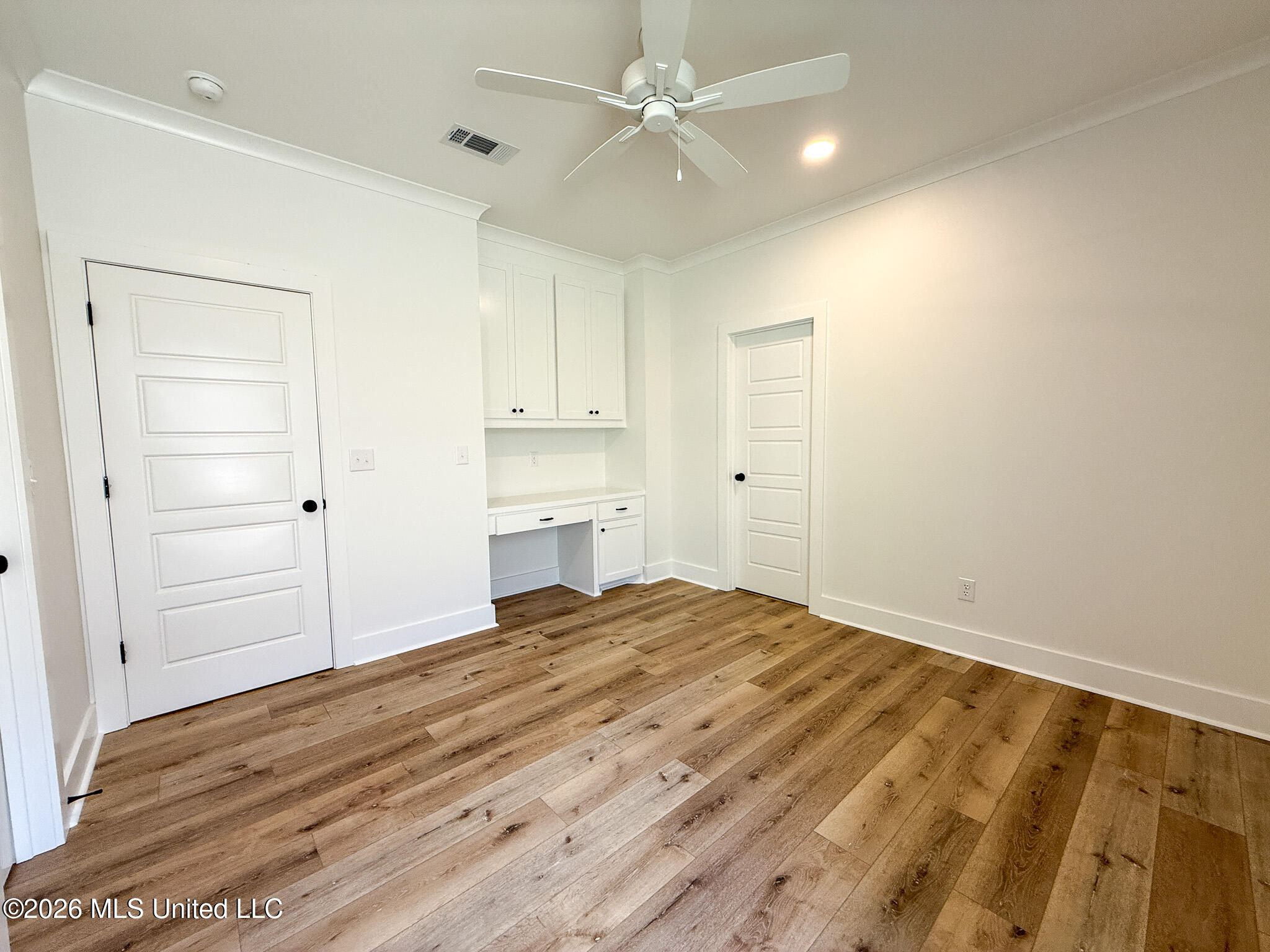350 Oakville Circle Property Photo 26