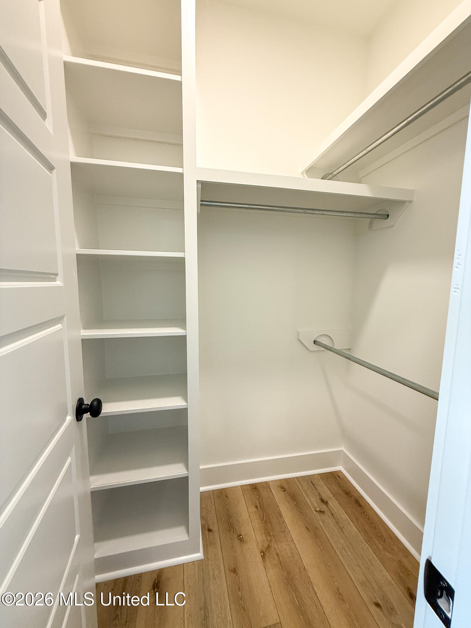 350 Oakville Circle Property Photo 28