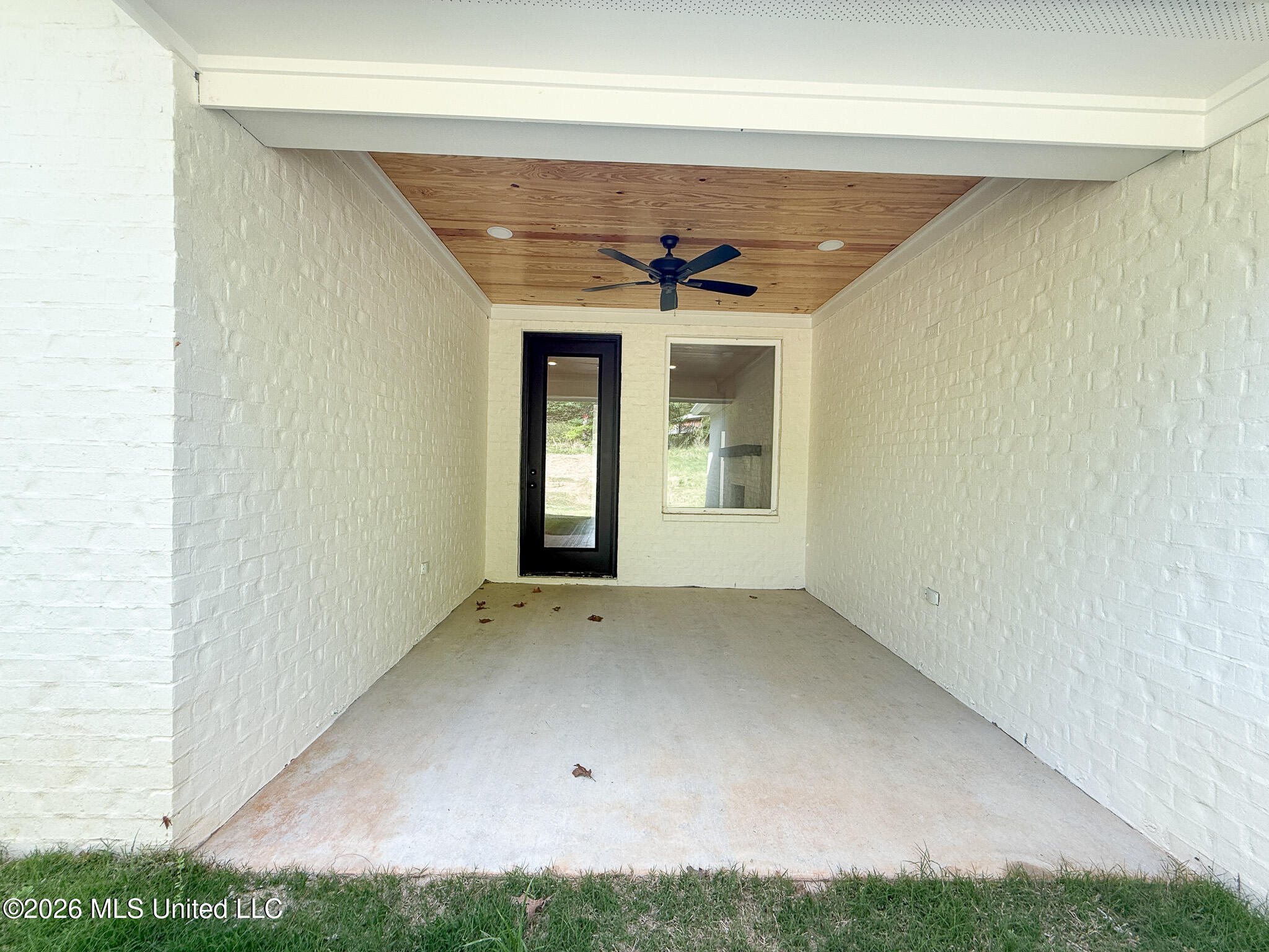 350 Oakville Circle Property Photo 33
