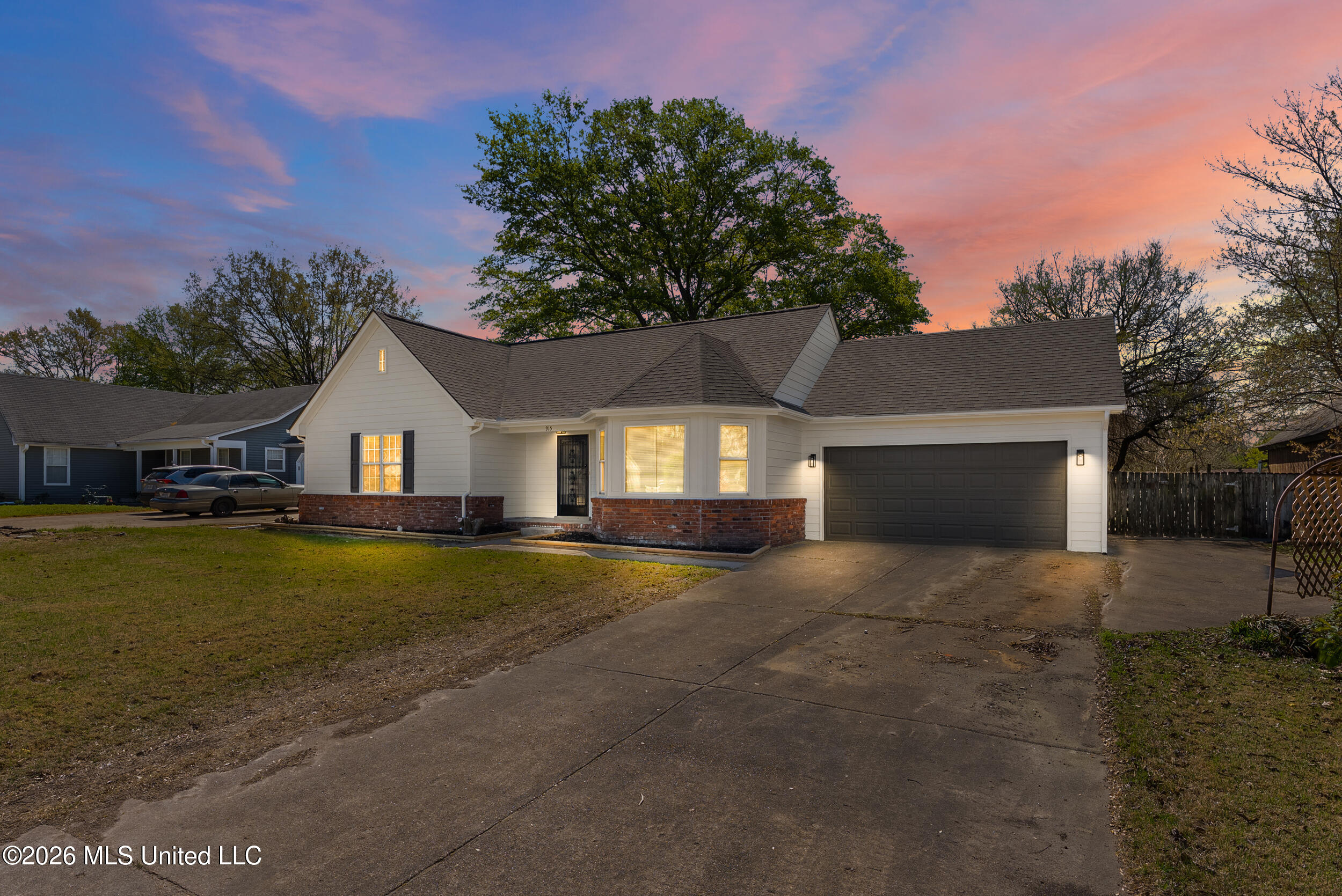 915 Birchfield Place Property Photo 1
