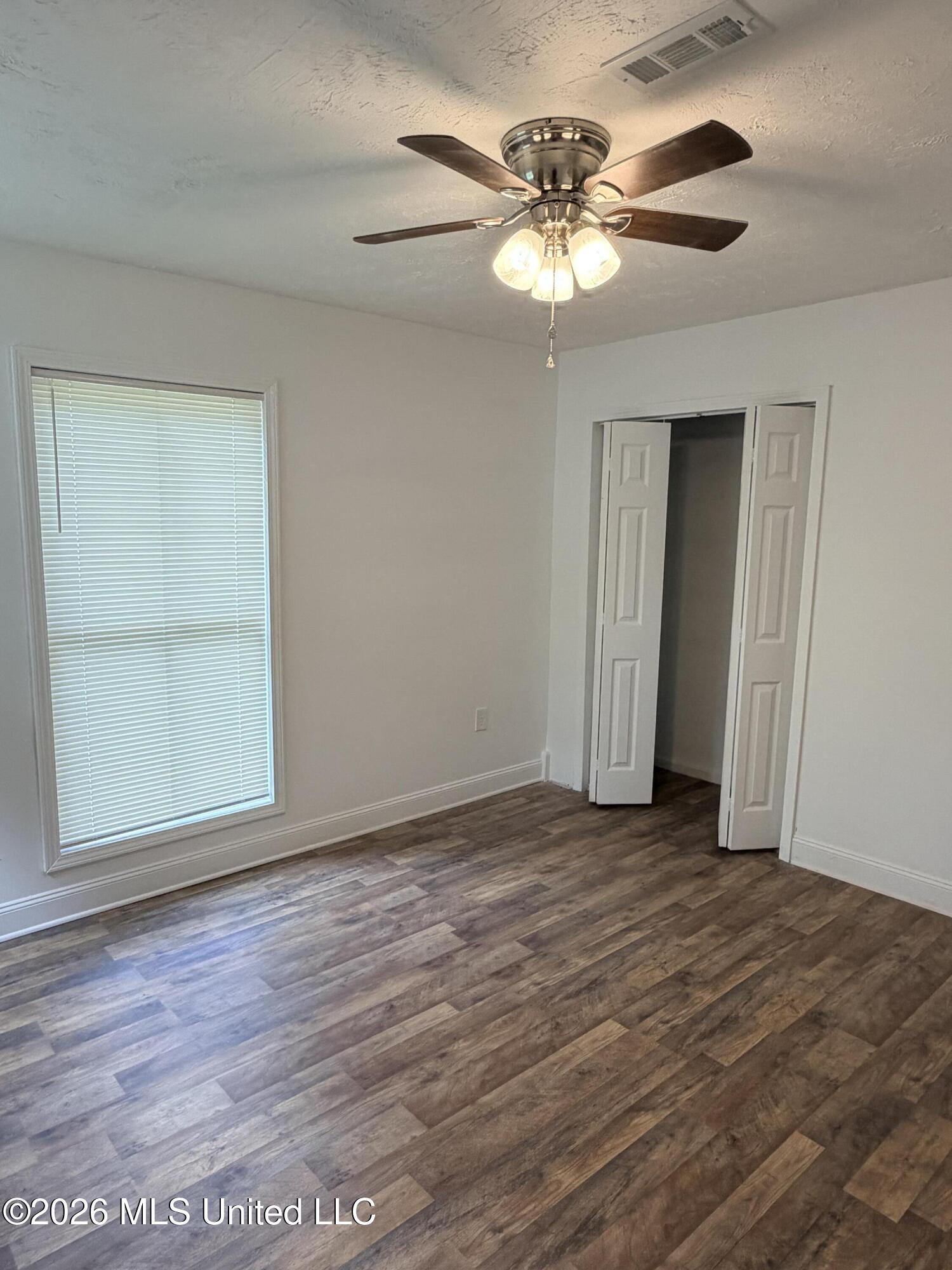 2814 Charleston Drive Property Photo 13