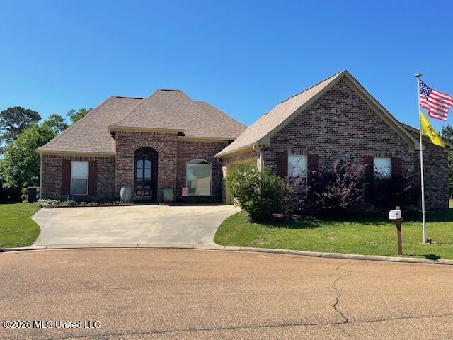 1018 Fairway Cove Property Photo 1