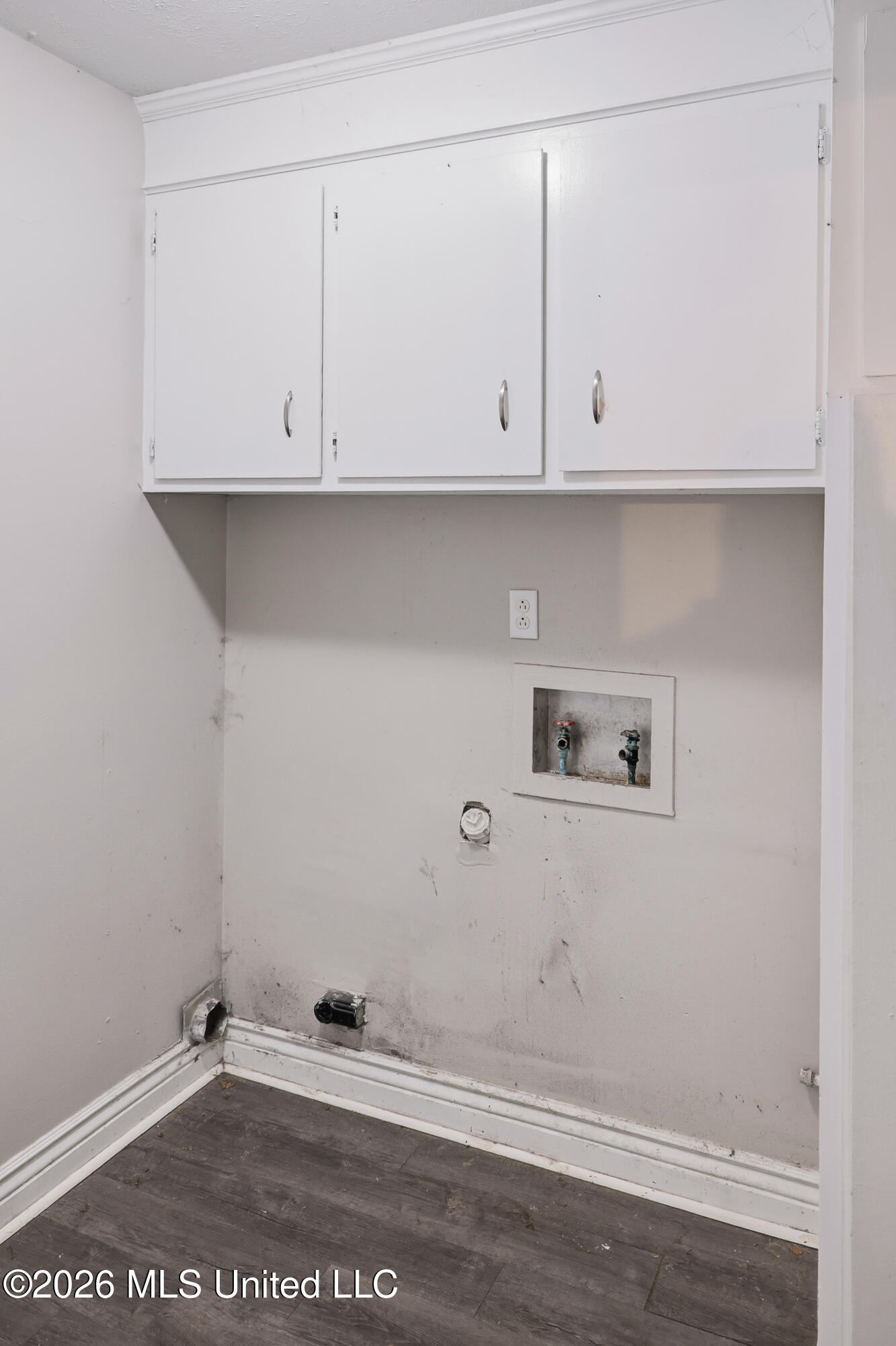 1206 Cliffdale Drive Property Photo 7