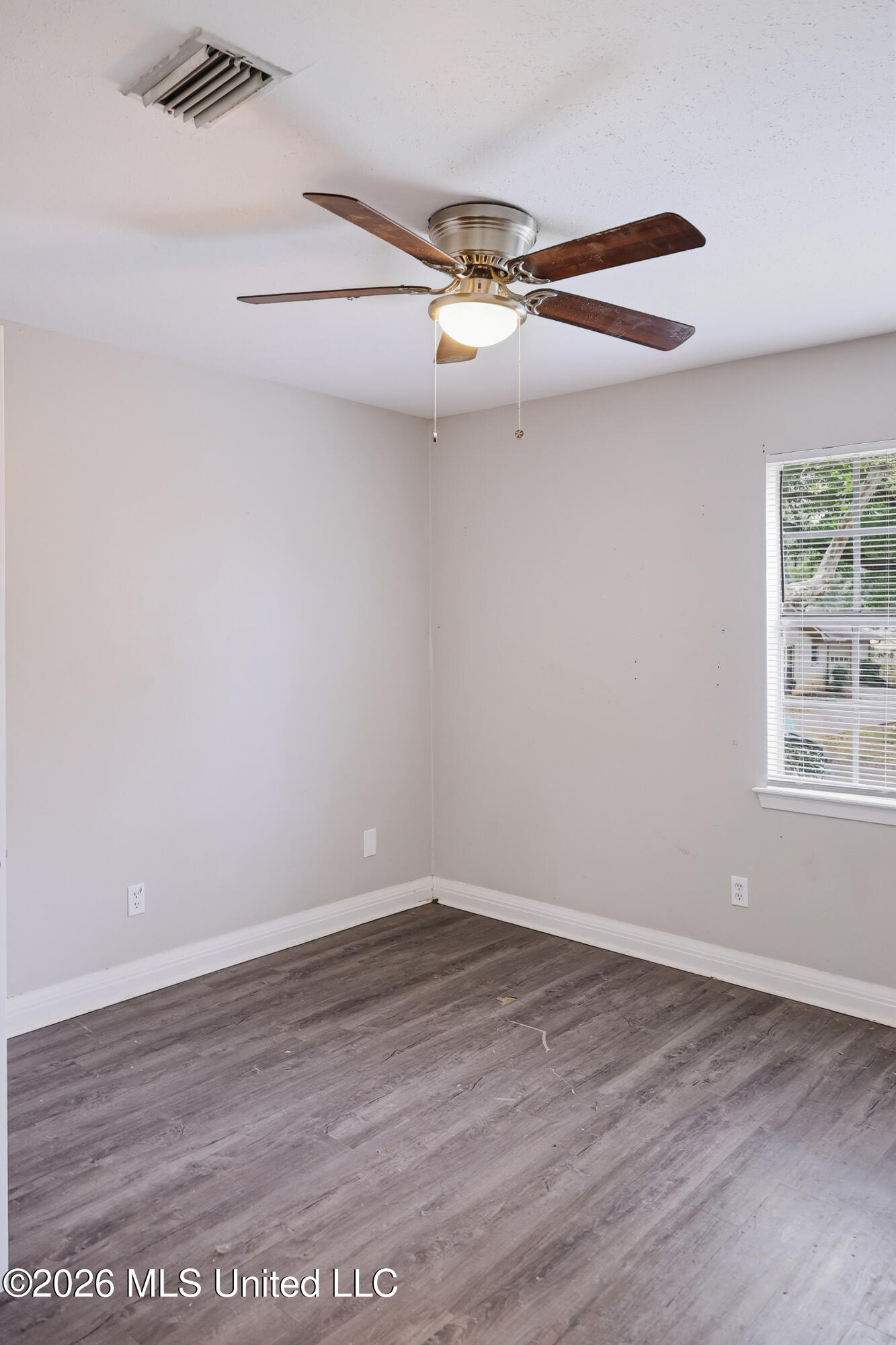 1206 Cliffdale Drive Property Photo 17