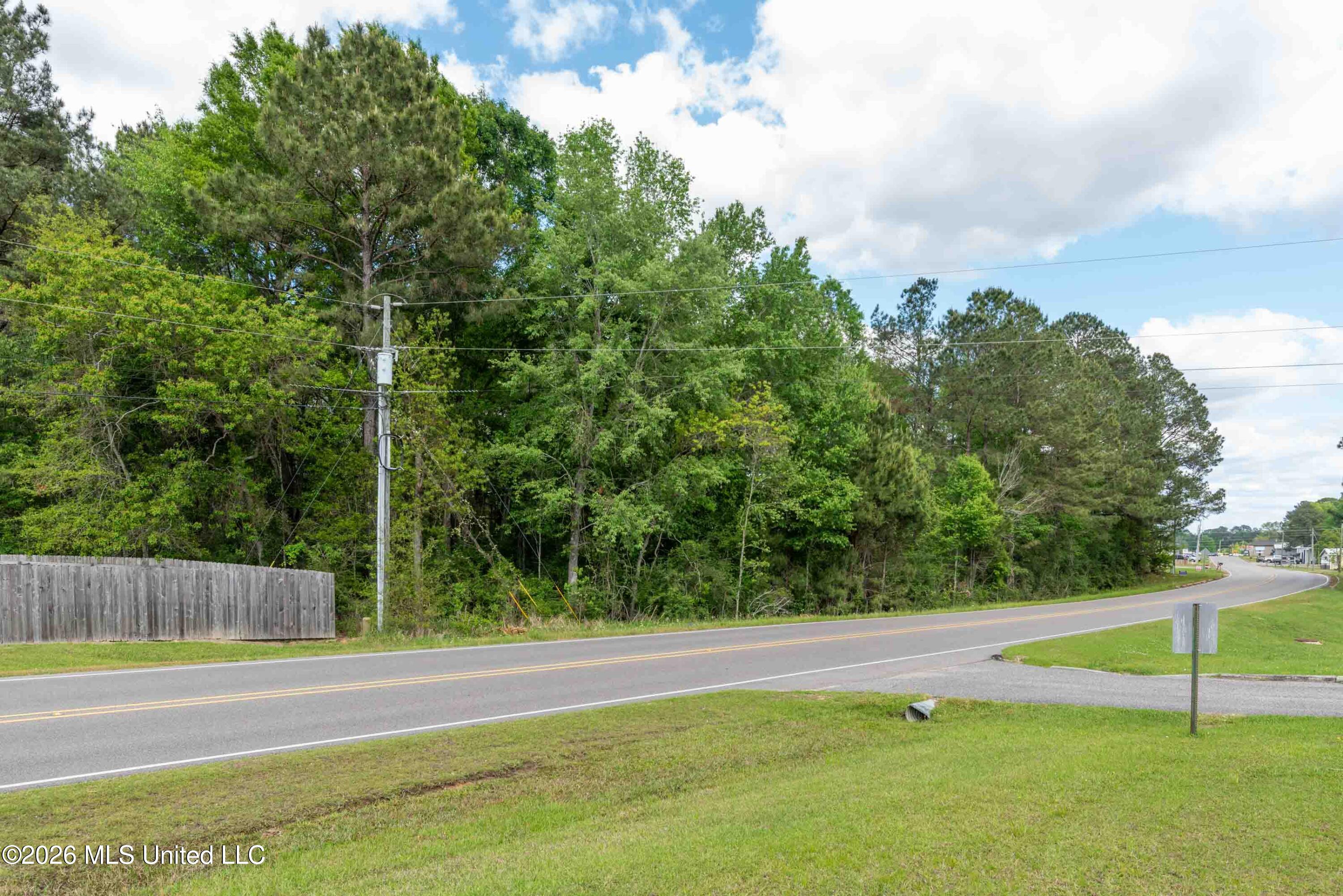 Hal Crocker Road Property Photo 1