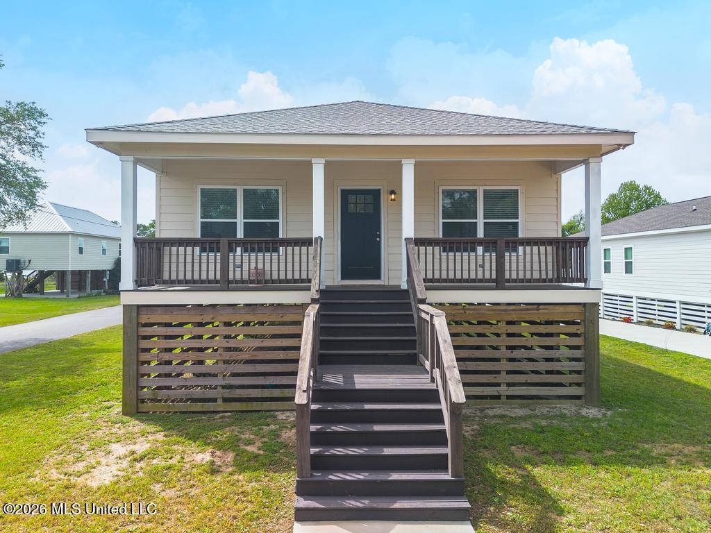 623 42nd Avenue Property Photo 1