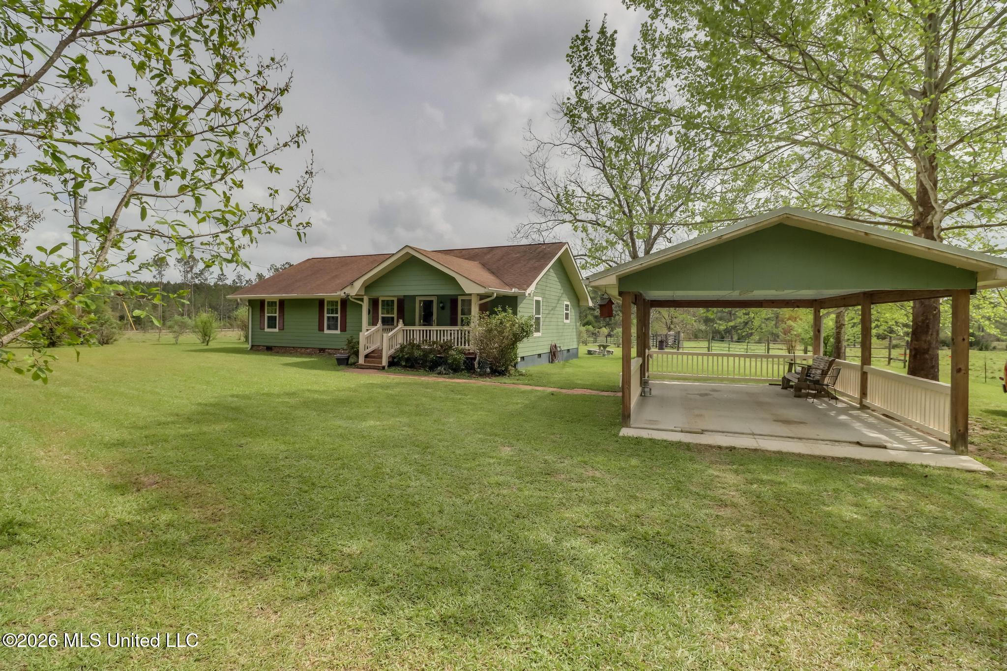 395 Fairley Road Property Photo 2