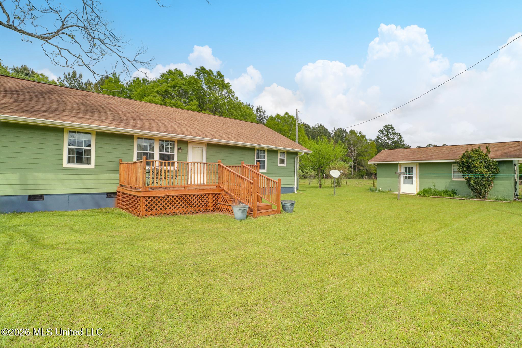 395 Fairley Road Property Photo 3