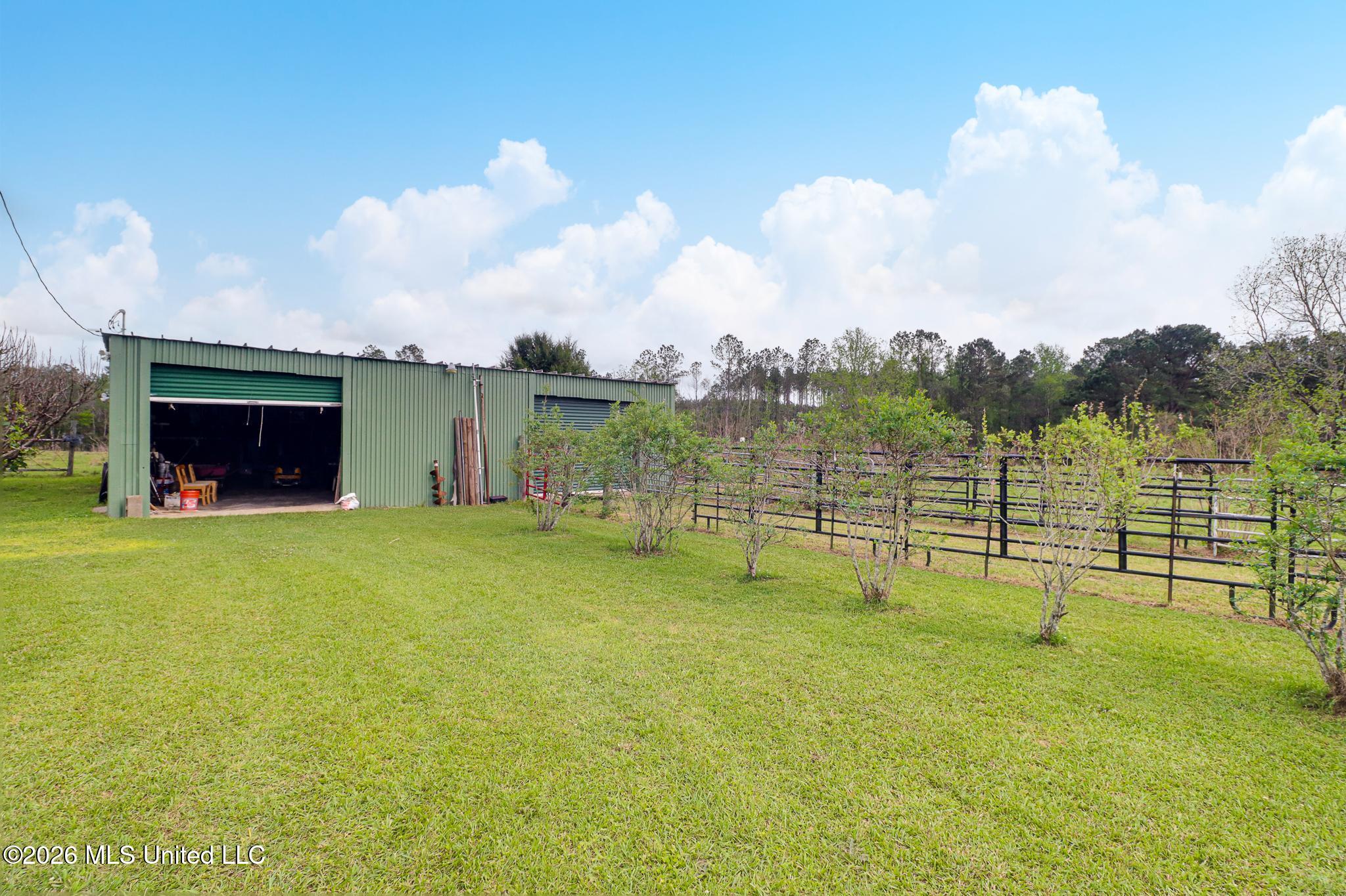 395 Fairley Road Property Photo 6