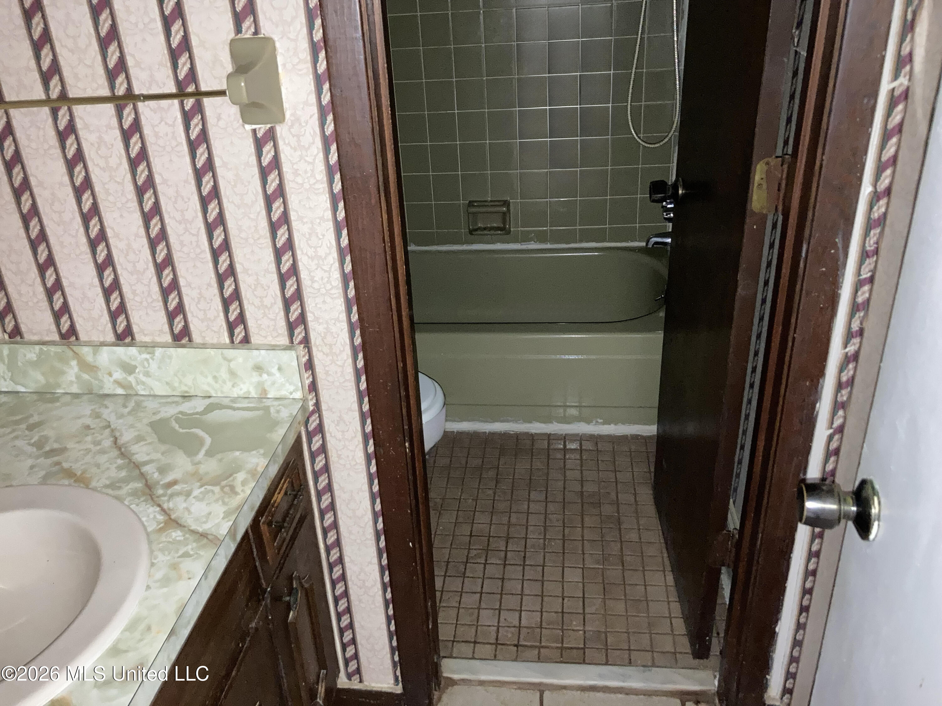 120 Richview Place Property Photo 10