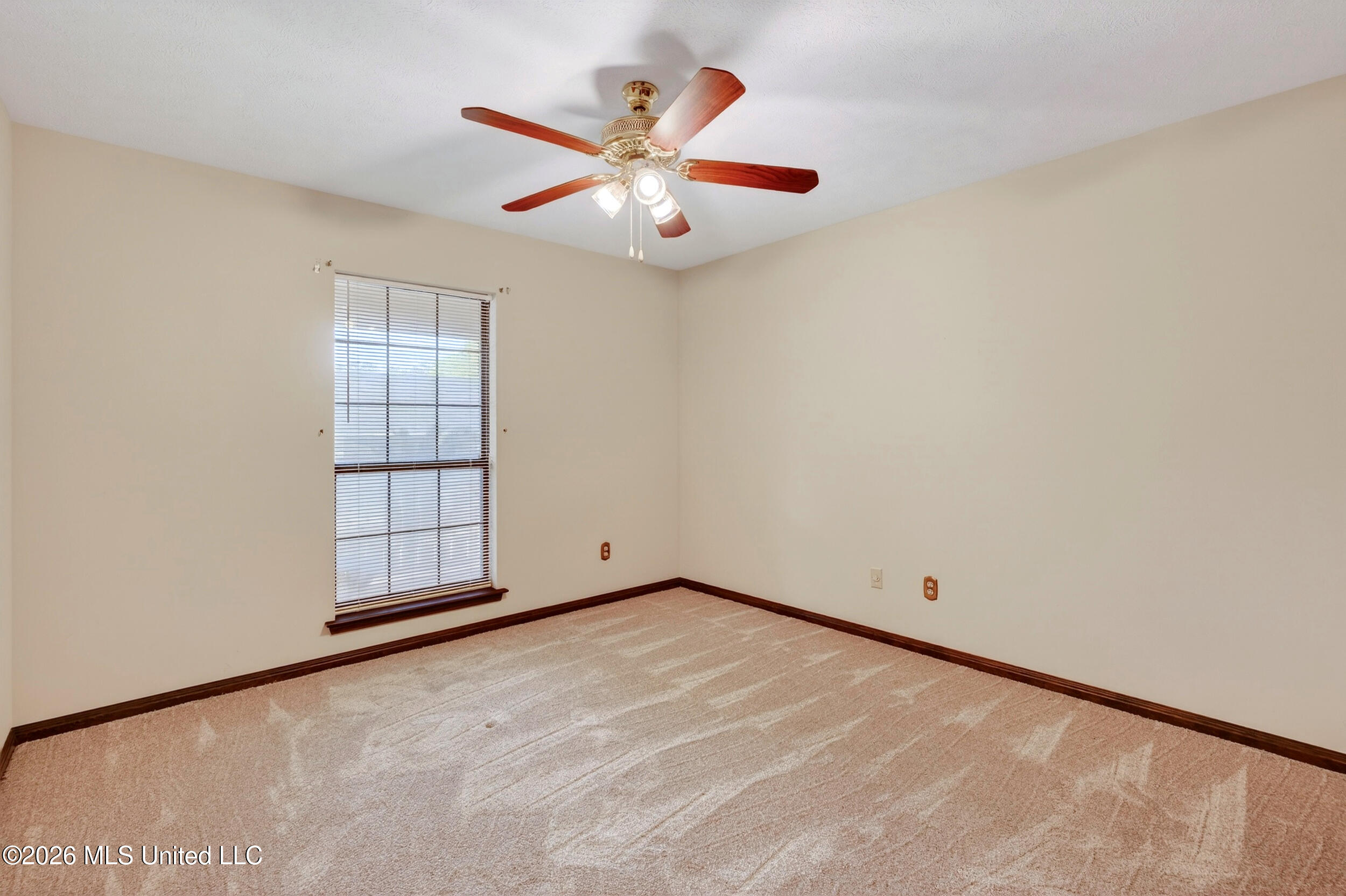 105 Country Club Drive Property Photo 25