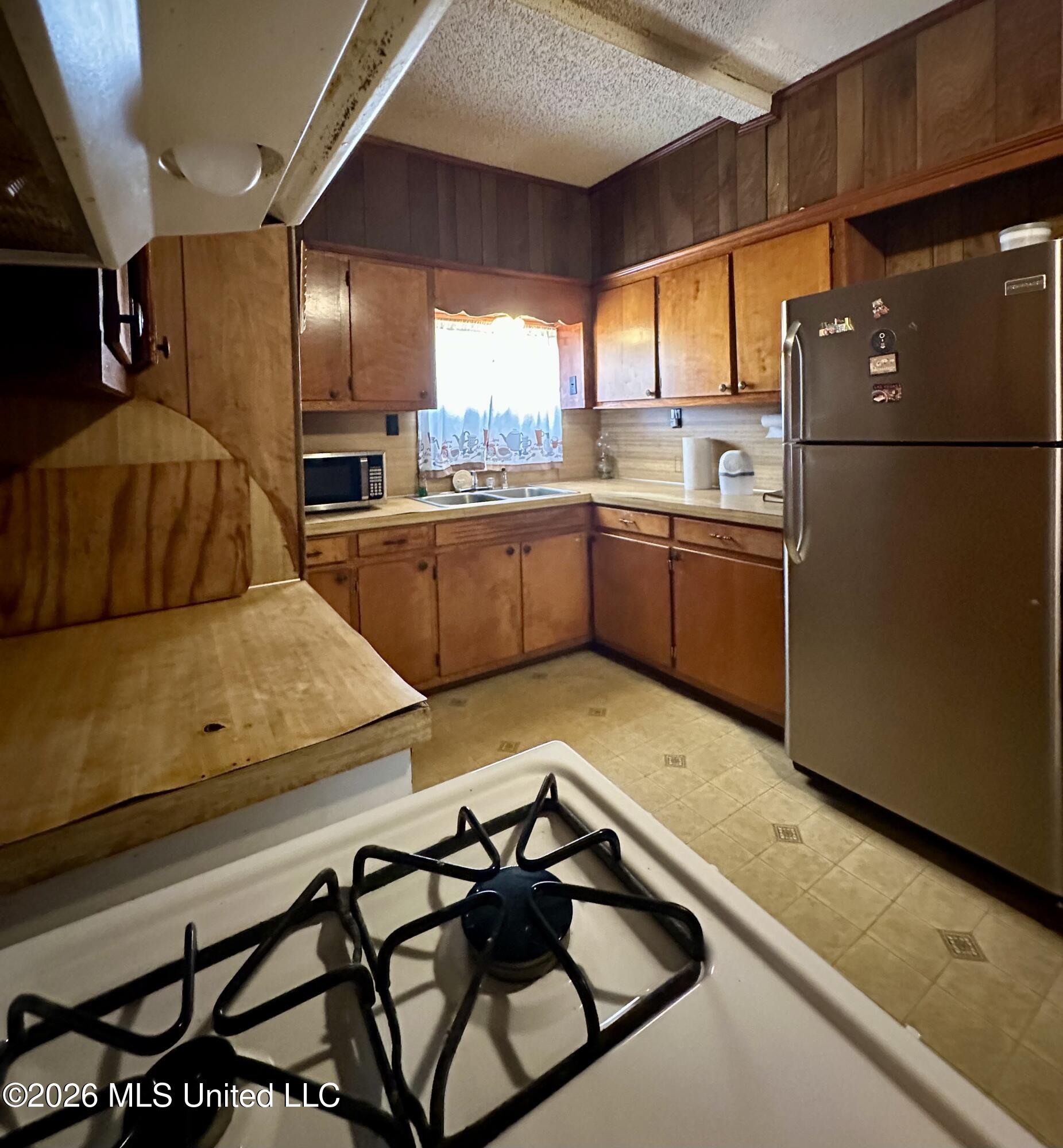 313 Josephine Street Property Photo 13