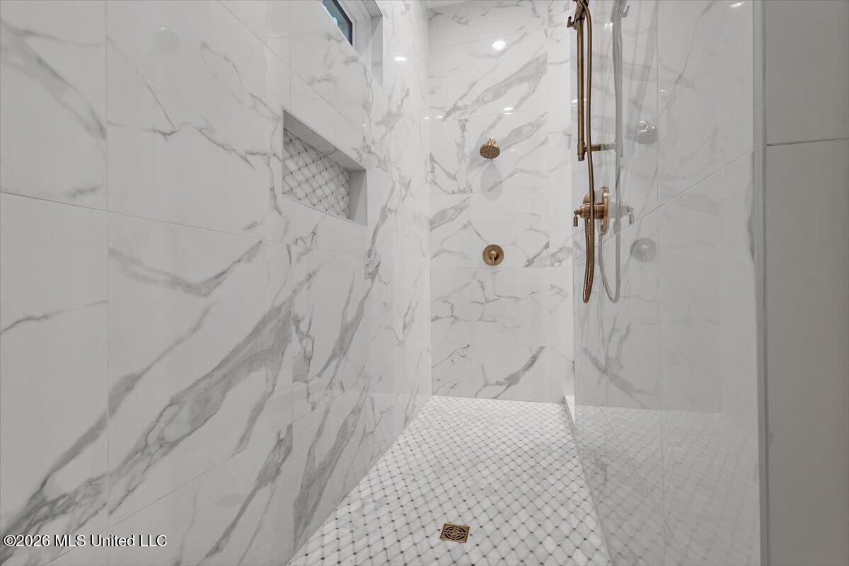214 Welchshire Drive Property Photo 35