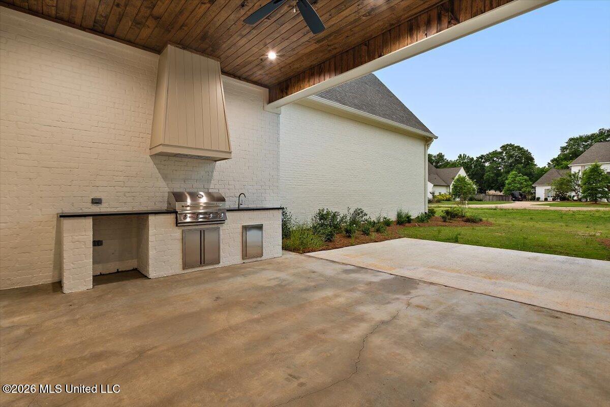 214 Welchshire Drive Property Photo 49