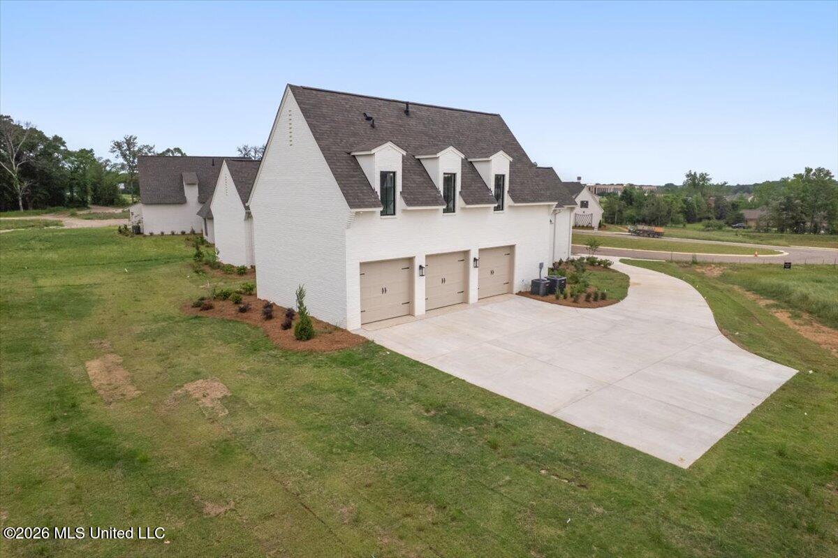 214 Welchshire Drive Property Photo 52