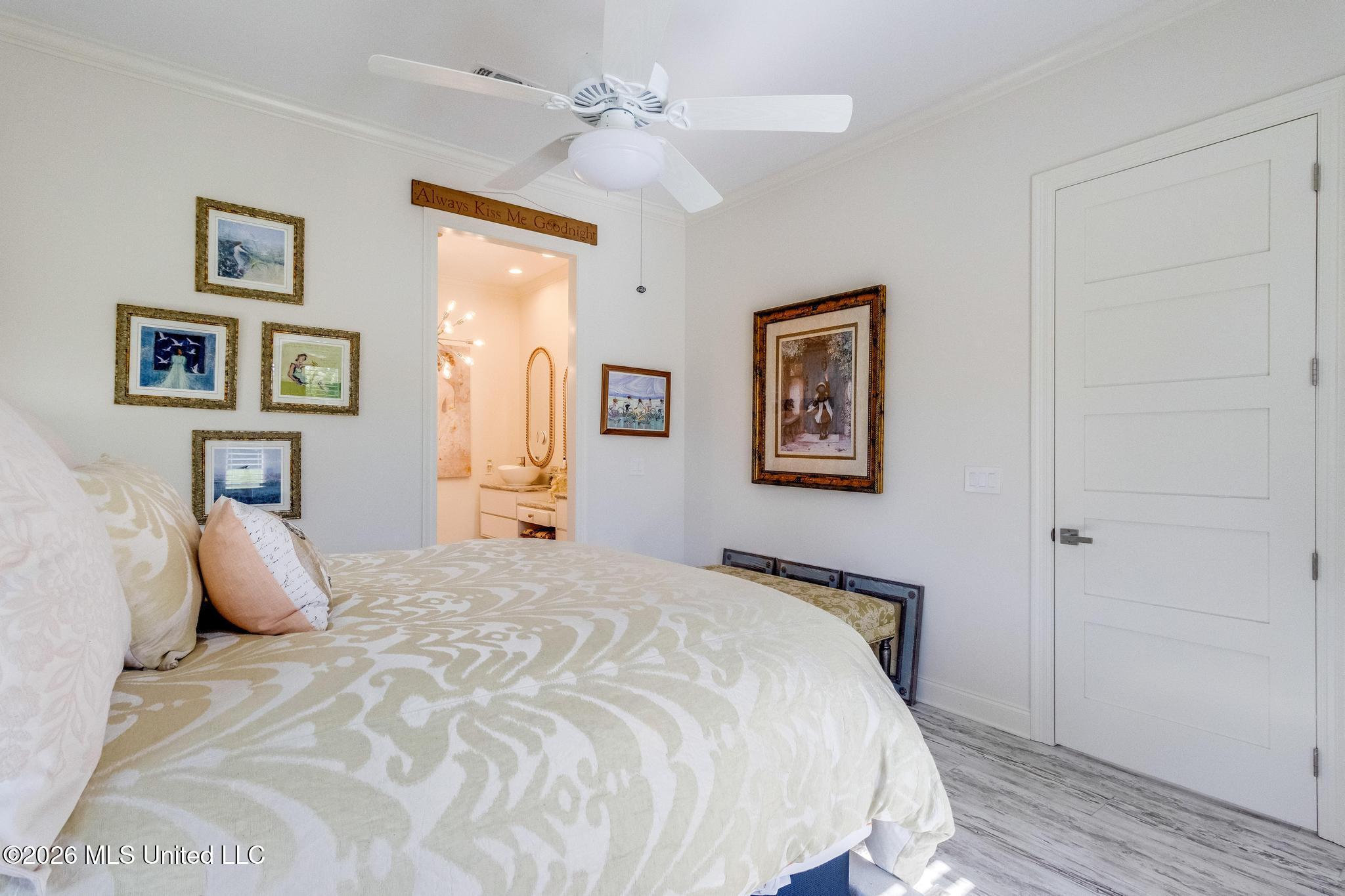 122 Seaside Oaks Drive Property Photo 18