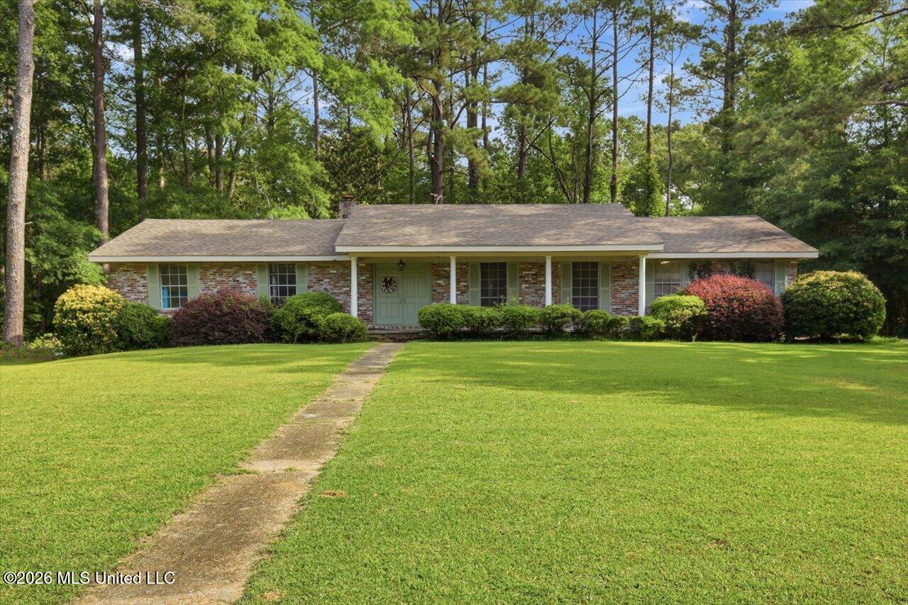 611 Marsha Drive Property Photo 1
