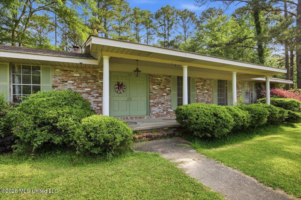 611 Marsha Drive Property Photo 4